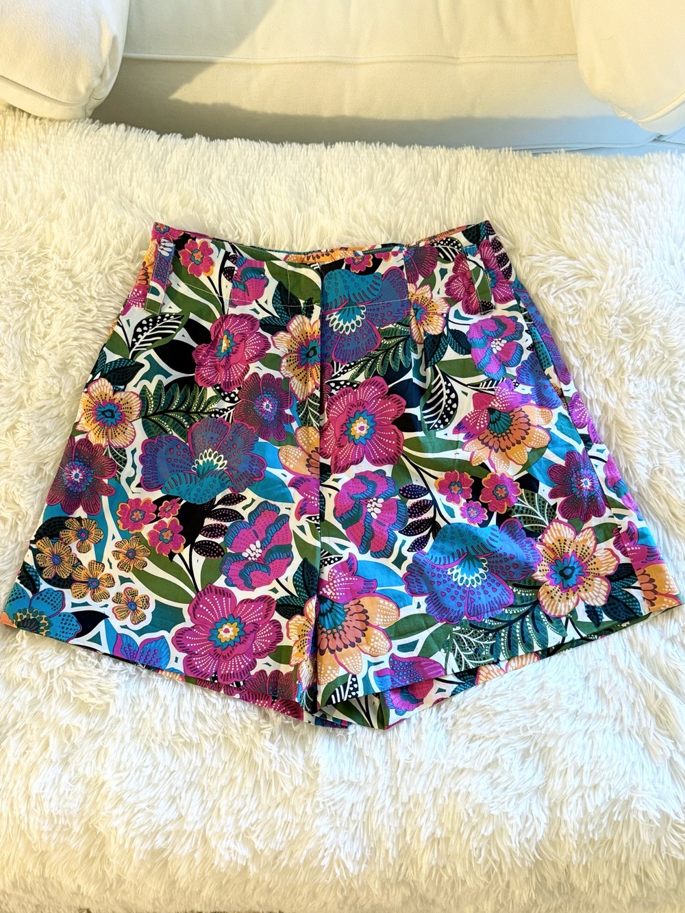 Sugarlips Tropical Floral Shorts, M